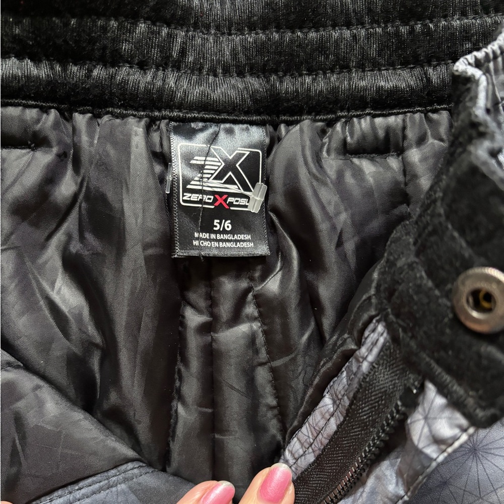 ZeroXposur Ski/Snowboard Pants Black Gray Camo Cargo Insulated Youth 5-6 - Picture 3 of 8